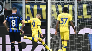 Italie: Henry (V&eacute;rone) menac&eacute; de mort apr&egrave;s son penalty rat&eacute; contre l'Inter