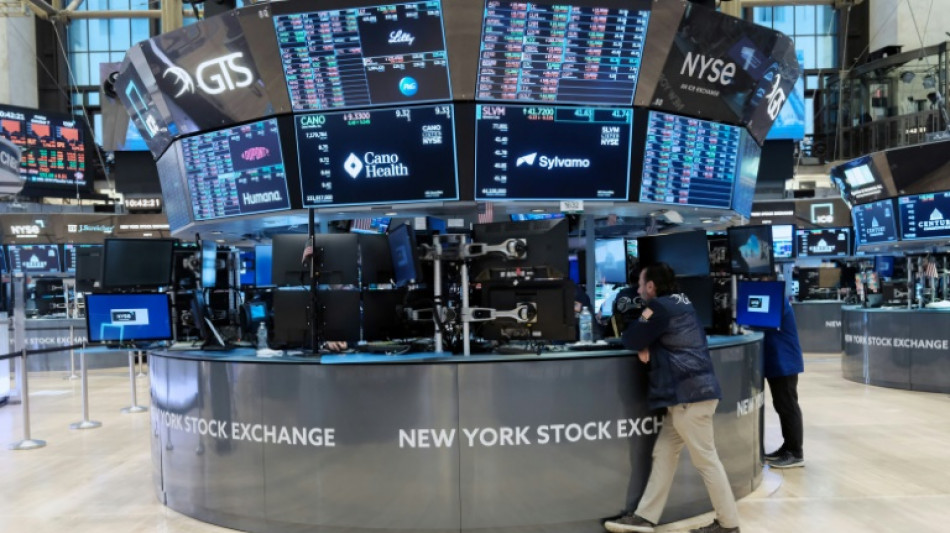 A Wall Street, les craintes de r&eacute;cession rongent les indices