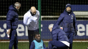 Equipe de France: Camavinga quitte l'entra&icirc;nement touch&eacute; &agrave; un genou