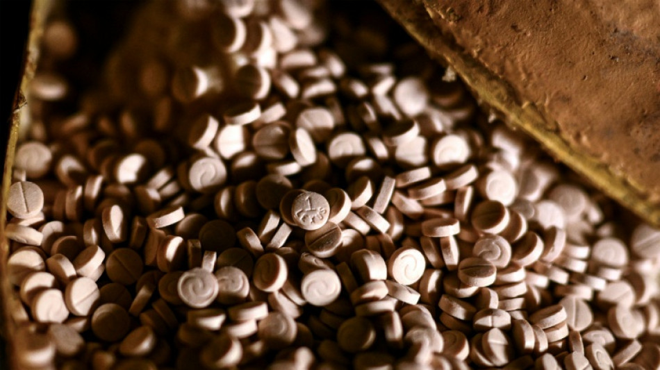 &Uuml;ber 300.000 Tabletten in Mietwagen: Zollbeamte nehmen Drogenschmuggler fest