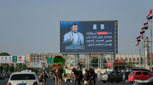 Arabia Saudita amenaza una instalaci&oacute;n petrolera de los hut&iacute;es en Yemen e insta a los civiles a evacuar