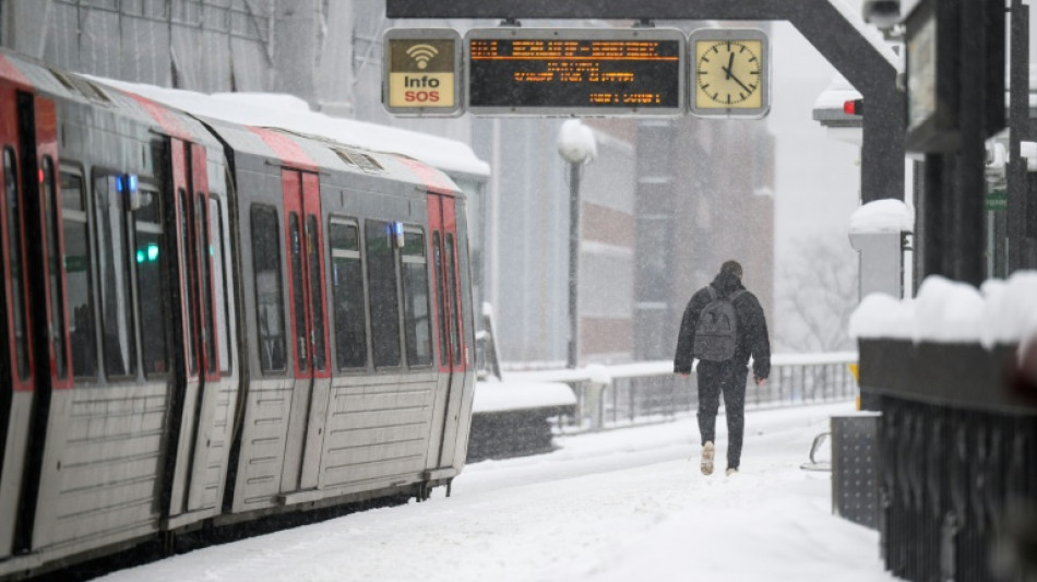 Zwei Tote in Bahnhof in Hamburg: Mann zerrt junge Frau mit sich vor U-Bahn