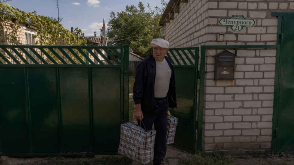 Ucranianos fogem de 'cidade fantasma' que a R&uacute;ssia tenta recapturar