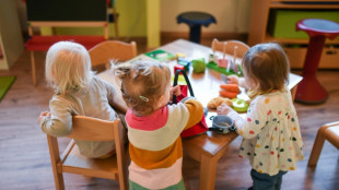 Zeitplan f&uuml;r Kindergrundsicherung wird gepr&uuml;ft - Stufenweise Einf&uuml;hrung denkbar