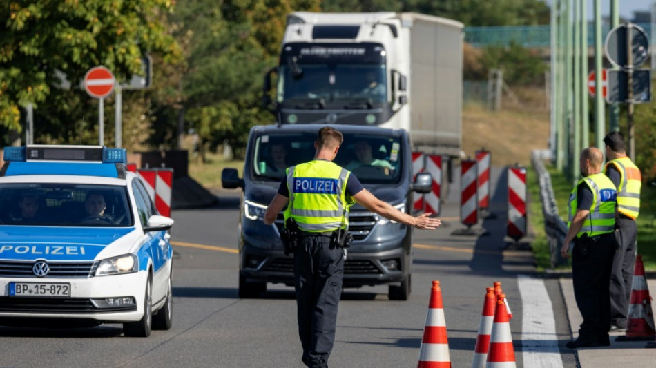 Bundespolizei: 19 Haftbefehle bei Gro&szlig;razzia gegen Schleusernetzwerk