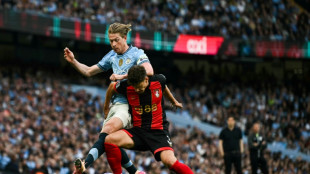 Liverpool anuncia contrata&ccedil;&atilde;o do lateral-esquerdo h&uacute;ngaro Milos Kerkez