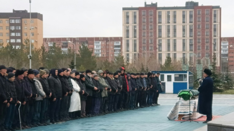 Au Kazakhstan, douleur apr&egrave;s le pire accident minier de l'histoire du pays