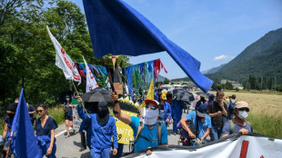 Chantier du Lyon-Turin: 3.000 &agrave; 5000 manifestants, br&egrave;ves &eacute;chauffour&eacute;es 