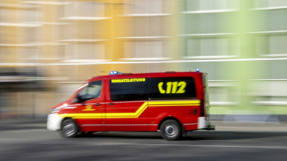 Mann bekommt Holzlatte ins Gesicht: Tödlicher Arbeitsunfall in Baden-Württemberg
