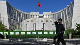 Argentina extiende un año el plazo del pago de canje de monedas con China 