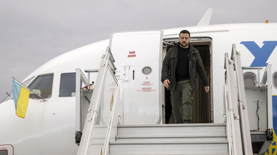 Zelensky arrivato a Londra, 'l'Europa deve essere forte, partecipi ai negoziati'