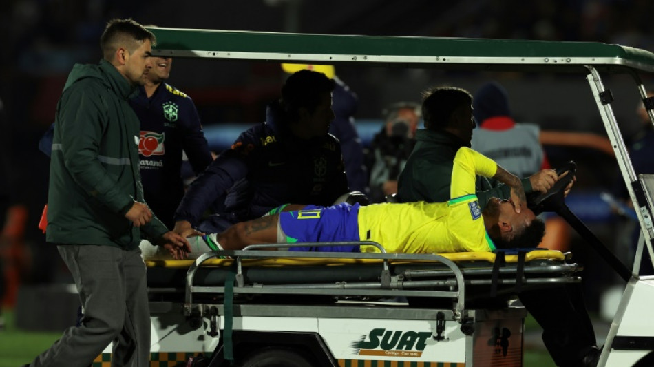 Br&eacute;sil: rupture des ligaments crois&eacute;s et op&eacute;ration pour Neymar