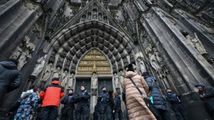 Sicherheitsma&szlig;nahmen am K&ouml;lner Dom bis Neujahr verl&auml;ngert