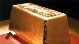 Il prezzo dell'oro sale ancora, Spot a 3.234 dollari