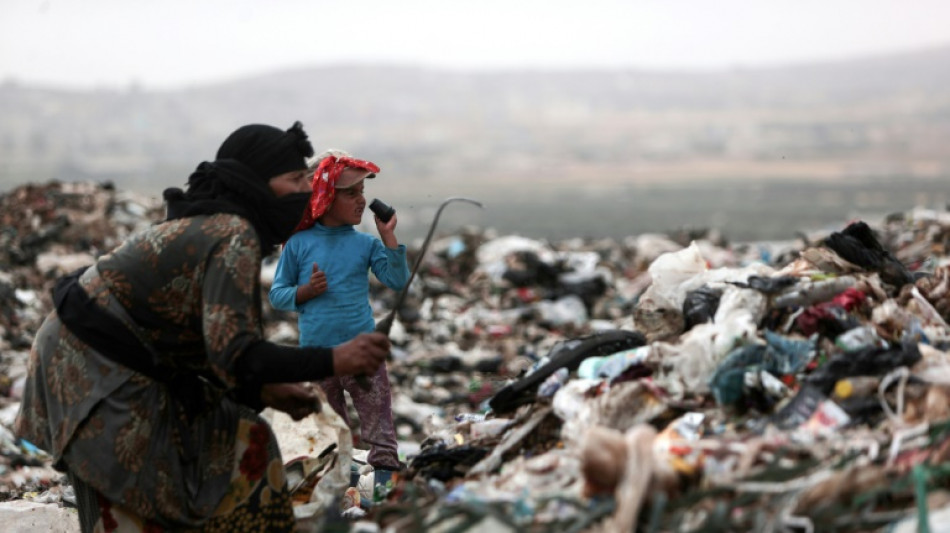 Le recyclage, une n&eacute;cessit&eacute; plus qu'un choix pour des Syriens des zones rebelles