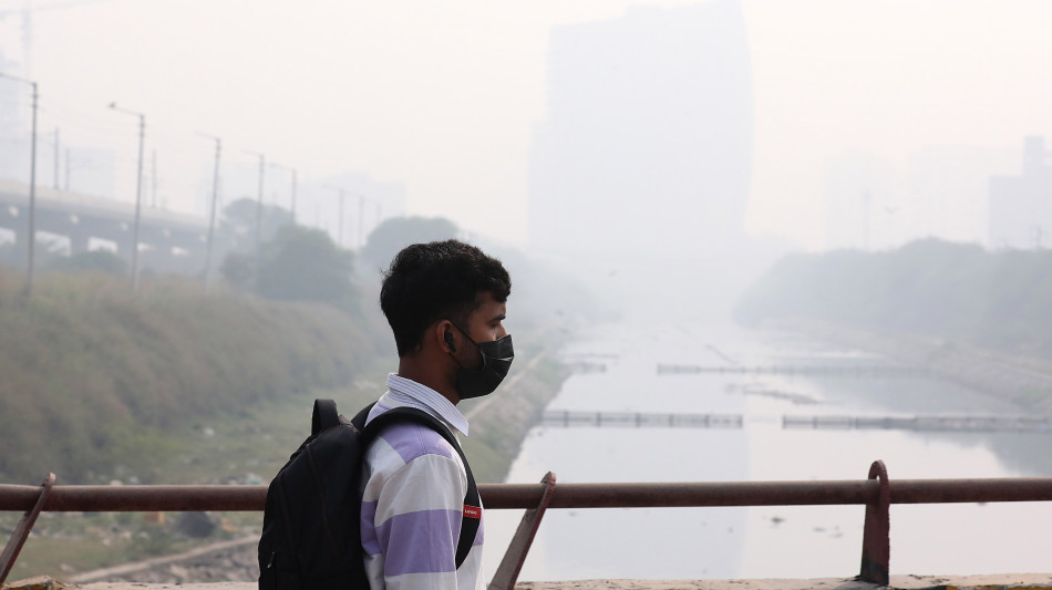 Allarme smog,Corte Suprema India vieta a scuole sport all'aperto
