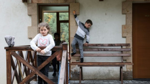 En Armenia, los huidos de Nagorno Karabaj se refugian en una estaci&oacute;n de esqu&iacute;