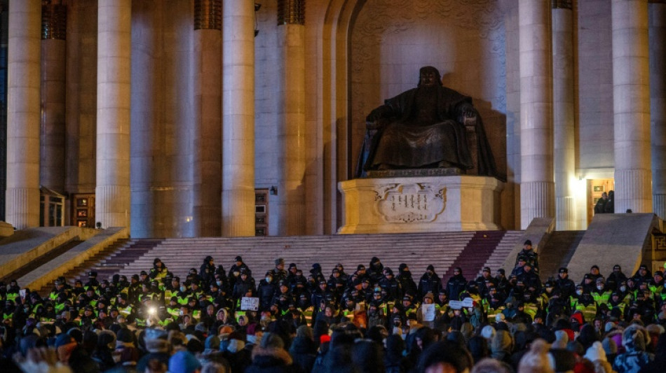 Miles de manifestantes en Mongolia contra la corrupci&oacute;n y la inflaci&oacute;n