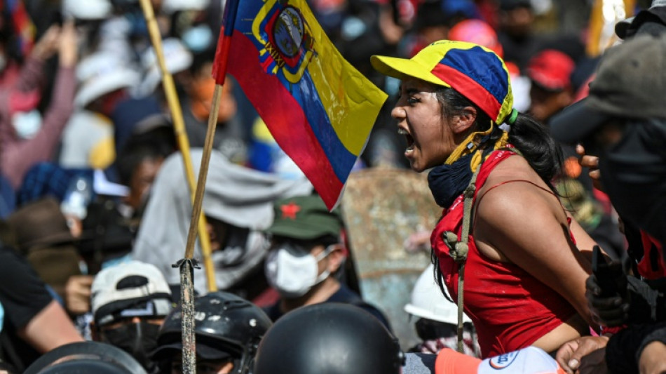 Equateur: violents incidents devant le Parlement, un 4e mort