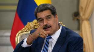 Presidente venezolano Maduro visita China en busca de apoyo econ&oacute;mico