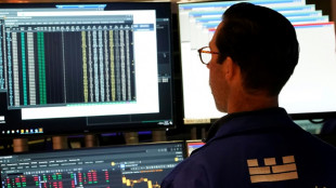 Wall Street finit en hausse, soulag&eacute;e par les premi&egrave;res mesures de Trump