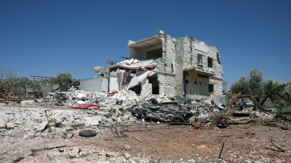 Syrie: huit combattants tu&eacute;s par des frappes russes sur une zone rebelle, selon une ONG