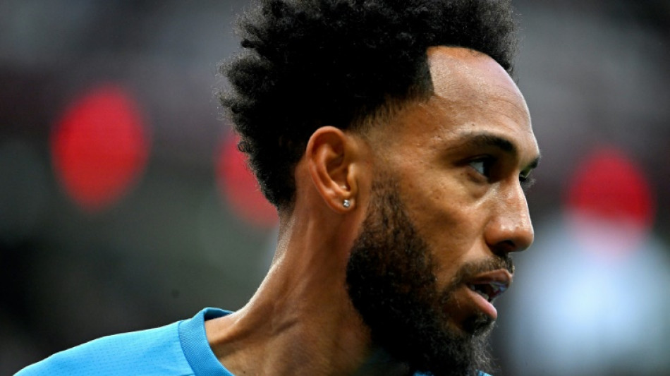 Foot: Pierre-Emerick Aubameyang annonce son d&eacute;part de Marseille