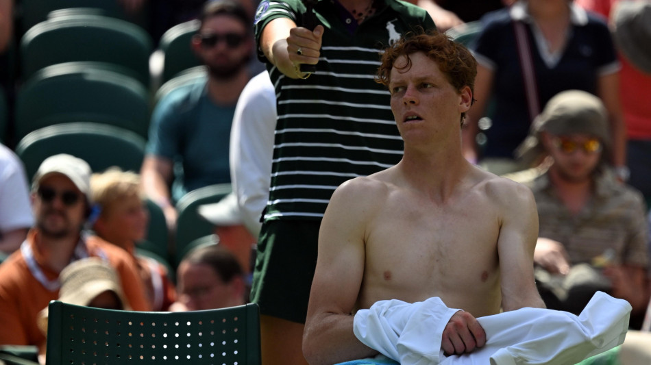 Wimbledon: Sinner esordisce vincendo il derby con Nardi