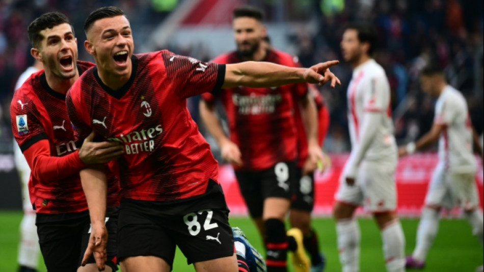 Milan digere elimina&ccedil;&atilde;o na Champions com vit&oacute;ria sobre o Monza (3-0)