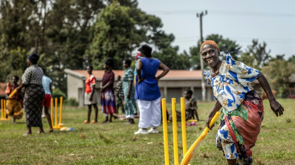 En Ouganda, les "mamies du cricket" prennent la batte contre la solitude et la s&eacute;dentarit&eacute;