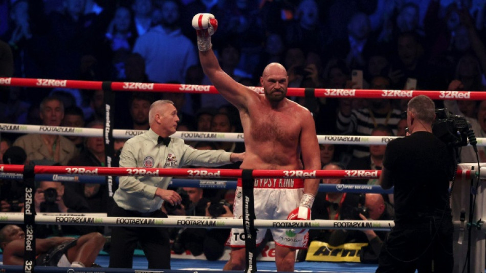 Boxe: Tyson Fury conserve son invincibilit&eacute; et sa ceinture WBC des lourds