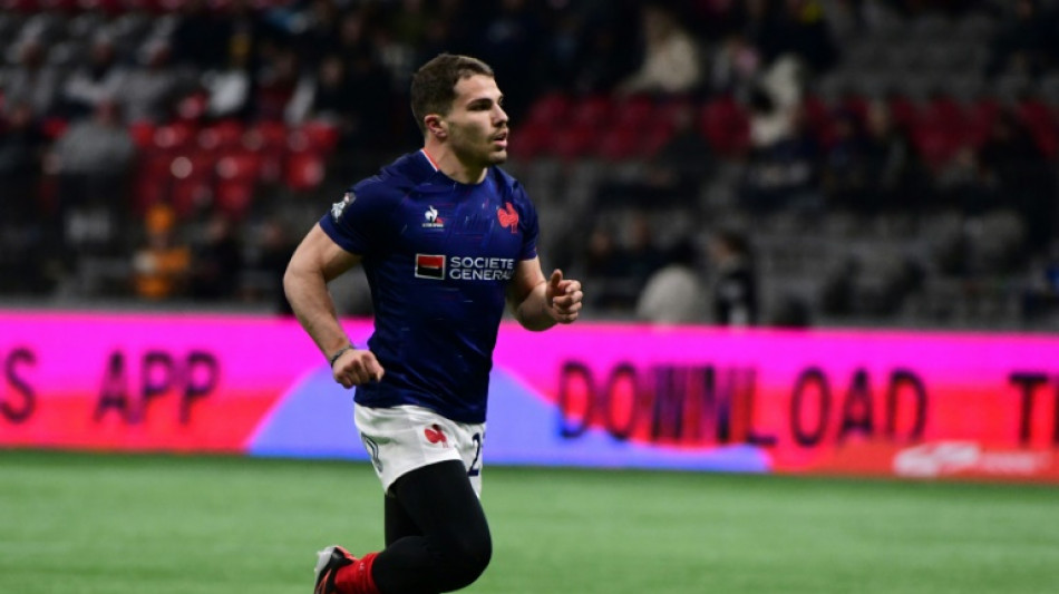 Rugby &agrave; VII: premier essai pour Antoine Dupont, les Bleus invaincus