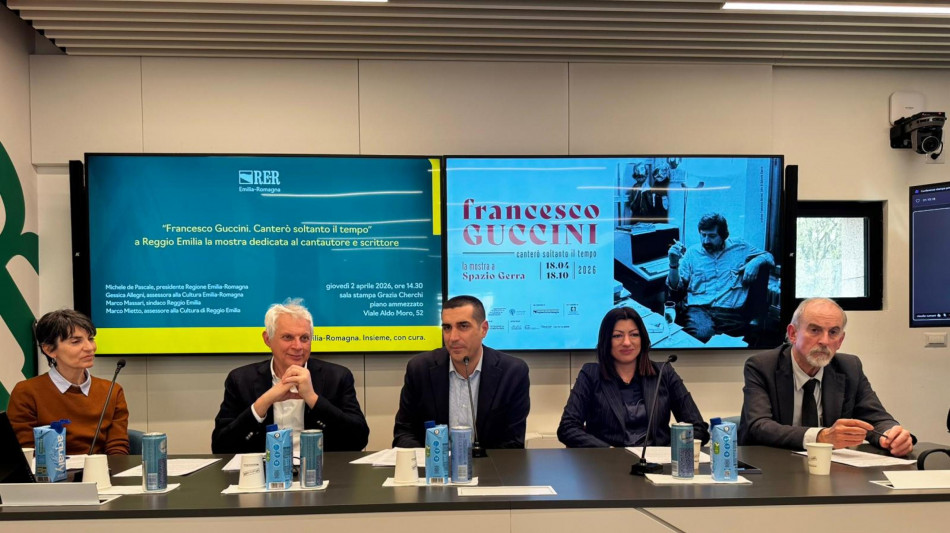 A Reggio Emilia la mostra sull'universo di Francesco Guccini