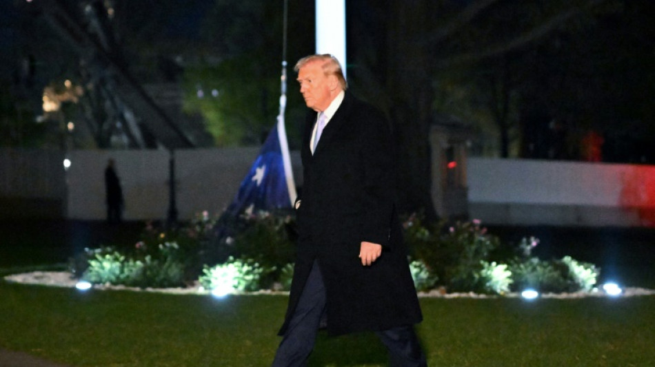 Trump diz que apoia vota&ccedil;&atilde;o na C&acirc;mara para divulga&ccedil;&atilde;o de arquivos de Epstein