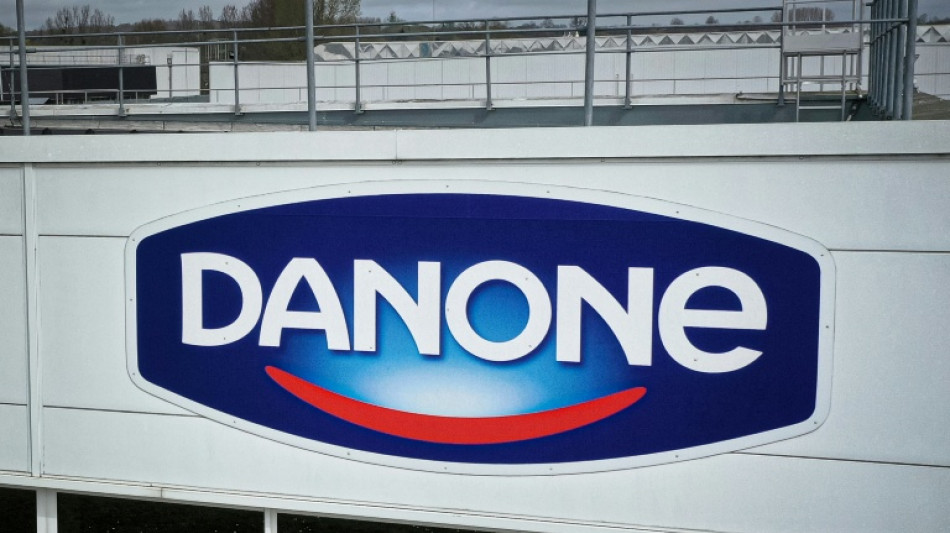 Danone retira m&aacute;s lotes de leche infantil en Europa