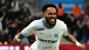 Ligue Europa: Aubameyang ne s'arr&ecirc;te plus