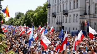 Pologne: un demi-million de Polonais manifestent &agrave; Varsovie contre le gouvernement