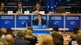 Weg f&uuml;r neue EU-Kommission frei - Sieben offene Kommissare gebilligt