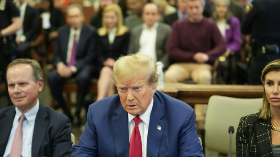 Inszenierung als Justizopfer: Trump h&auml;lt weitere Wutrede vor Gericht