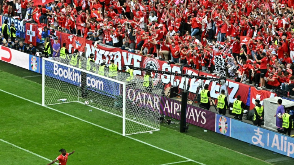 Su&iacute;&ccedil;a vence Hungria (3-1) em sua estreia na Euro-2024