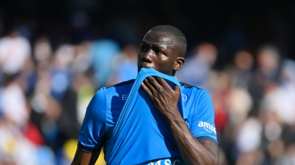 Angleterre: Chelsea engage le d&eacute;fenseur de Naples Kalidou Koulibaly