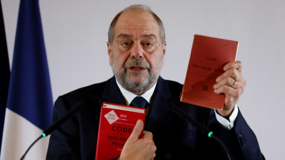 Dupond-Moretti d&eacute;voile 60 mesures pour rem&eacute;dier aux "lenteurs" et "complexit&eacute;s" de la justice