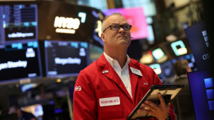 Wall Street en hausse, soutenue par la chute du p&eacute;trole
