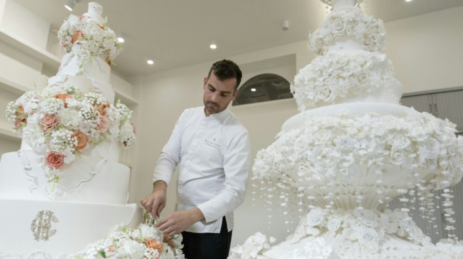 Inside the world of ultra-luxury wedding cakes 