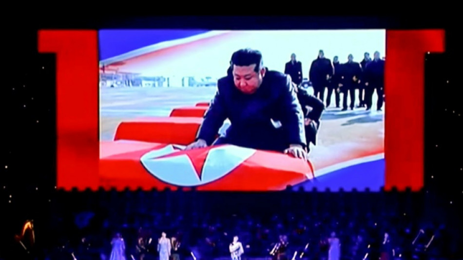 M&iacute;dia norte-coreana mostra seu l&iacute;der homenageando soldados mortos na R&uacute;ssia