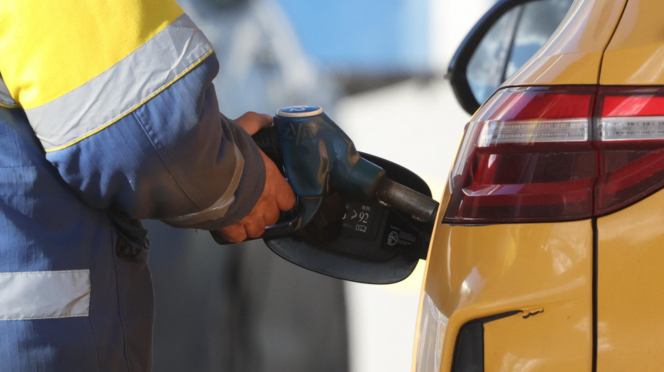 Codacons, da riallineamento accise danni ad automobilisti