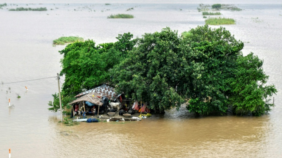 Fast f&uuml;nf Millionen Menschen im Osten Indiens von Hochwasser betroffen