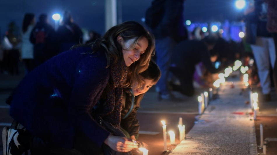 Un Chili divis&eacute; comm&eacute;more le coup d'Etat du g&eacute;n&eacute;ral Pinochet il y a 50 ans