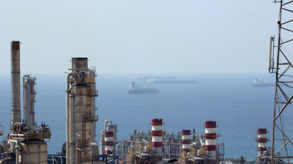 Iran: l'&eacute;nergie frapp&eacute;e au coeur, l'espoir d'une tr&ecirc;ve s'&eacute;loigne