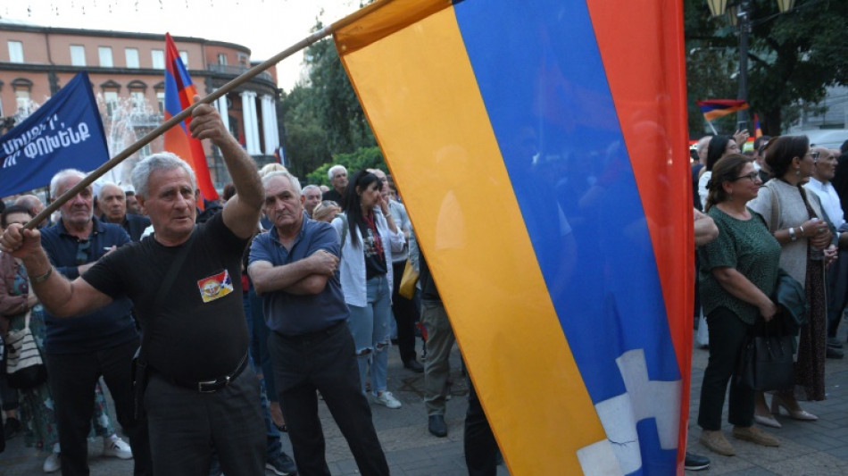 Ciudades de Nagorno Karabaj est&aacute;n bajo "fuego intenso", afirman separatistas armenios
